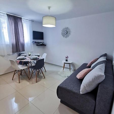 Apartment P&M Pula Bagian luar foto